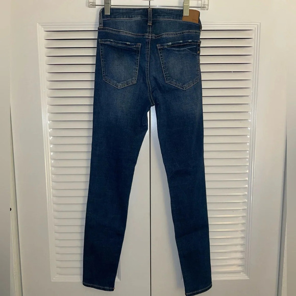 Aeropostale high rise distressed jegging 00 short - Picture 3 of 6